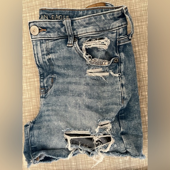 American Eagle Outfitters Distressed shorts - Picture 8 of 10
